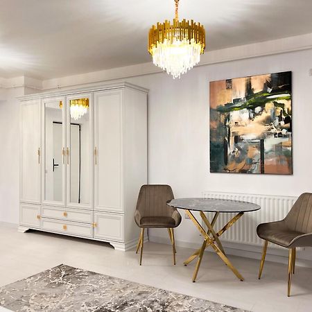 Happy Studio By Rh Living Bucharest Exterior photo